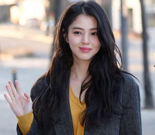 韩素希被圈内爆料,揭秘娱乐圈背后的真相