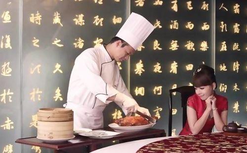 播放吃瓜古代小说视频,揭秘古代小说中的吃瓜故事