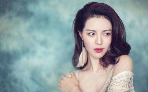 钟楚曦爆料男友是谁啊视频,视频曝光恋情细节