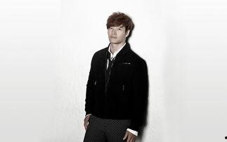 唱歌明星的壁纸图片,揭秘流行歌坛明星壁纸背后的魅力